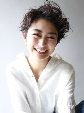 ザビー(THE B) 30代からのショートスタイル