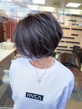 ヘアメイク アリープ(HAIR MAKE ALEAP) ショート×コントラストハイライト