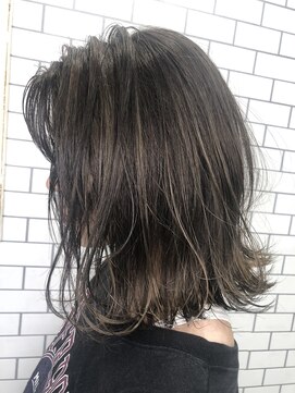 ウル(uLu.) 【白髪ぼかし◎】ハイライトベージュ＊