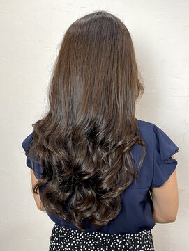 キャラ 池袋本店(CHARA) ３ヶ月経過しても可愛いパーマ！※今回はAVEDAカラー【貴也】