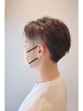 ミラレスカ 栄(MIRA RESCA) ナチュラルツーブロックスタイル