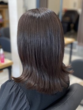 アトリエコア(Atelier Coa) 顔周りレイヤーカットくびれヘアミルクティーベージュカラー