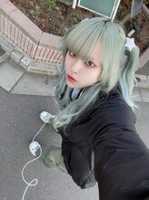 高いブリーチ技術と染めれる最高品質エクステ、落とせる黒のコンビネーションで何でもできちゃう美容室！