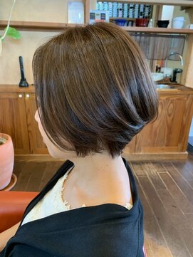 シェロヘア(cielo HAIR) 白髪ぼかし×大人ショート