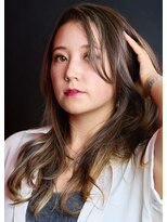 アンアタッシュ(UNE ATTACHE)&nbsp;The clear sky  with  white cloudsバレイヤージュでイメチェン