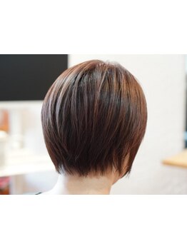 北34条駅徒歩1分】エイジングケアが出来る白髪染め＜メテオカラー＞で染めながら髪のハリコシアップ♪