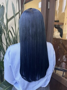 アン(Hair make un) ディープブルー♪