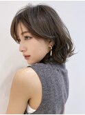 グレージュ/毛先ぷつっとレイヤーボブ