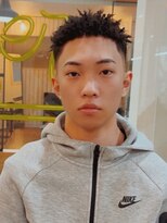 サンディーズバーバーショップ(Sandees)&nbsp;針金スプリングドレッドパーマスキンフェード