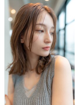 イオ 本厚木(io) 20代30代ミディアム顔周りレイヤーカット髪質改善トリートメント