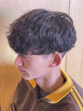 ニアウ 伊勢崎連取店(Niau) 波巻きスパイラルパーマツイストスパイラルパーマシャドウパーマ