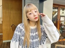 ダメージを94%削減する【ケアブリーチ】で切れにくい髪へ導き、Wカラーで憧れのハイトーンを！