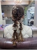 大人気☆ツインの編み下ろしポニー