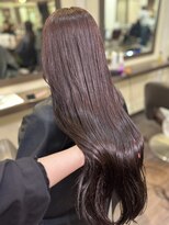 ヘアーアンドメイク ビス(HAIR&MAKE bis)&nbsp;ブリーチなしで叶うカシスピンクブラウン【立川/沙久楽】