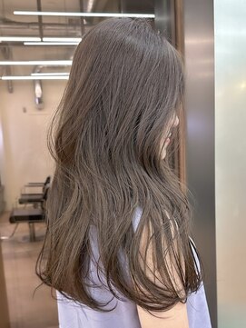 パークレーン アイス イヴェン(park lane ICI yeven) ブリーチなし ヘーゼルベージュ ブラウン アッシュ レイヤー 夏