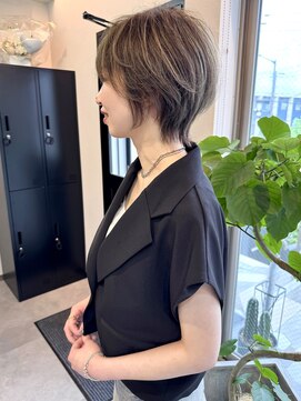 ファースト(1st.) ショートウルフ