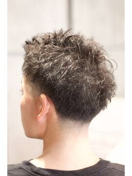 キングスマン トーキョー 国分寺(KINGSMAN TOKYO) テーパーフェードスパイキーショート