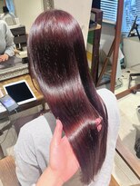 サロン ド ソーホー 蕨(Salon de SOHO)&nbsp;ブリーチなしダブルカラー/深みチェリーレッド【佐藤ちほみ】