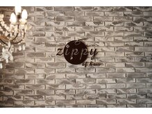 ジッピーオブヘアー(Zippy of hair)