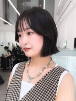 ニトバイアンキシム(nit by ahnkism)&nbsp;韓国くびれヘア顔まわり切りっぱなしボブ堀江