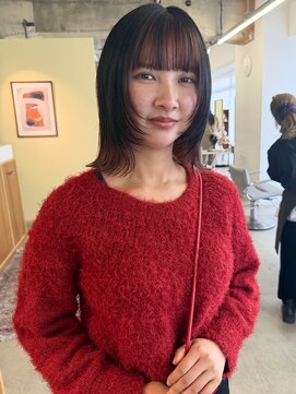 ロジェ(loje) 20代30代40代 ミディアムレイヤーカット/アンブレラ