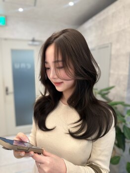 エヌ 大阪梅田茶屋町(enu)の写真/【大阪梅田駅徒歩5分】伸ばしかけの方でも、長さを変えずに印象を変える＊【髪質改善/レイヤー/韓国】