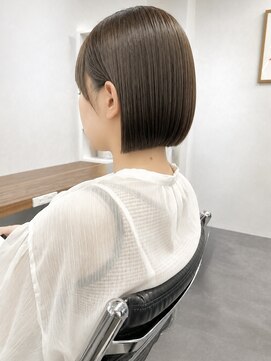 オウル(Owll) ＊耳かけ大人の艶髪ボブ＊
