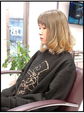 メタ(META) Wカラー/ブリーチ・ファイバープレックス・ミルクティーベージュ