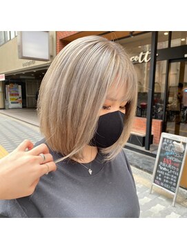 ココット 京橋店(cocotte) ホワイトベージュ