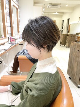 ネオリーブ クタ 町田店(Neolive kuta) 大人ショート【町田、町田駅211219】