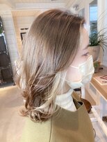 ユナイテッドビューティーウェストコースト(UNITED BEAUTY WEST COAST)&nbsp;☆インナーホワイトベージュ☆