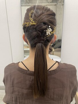 リル(re'll) 《花屋併設》タイトヘア［酸性ストレート/ヘアセット]