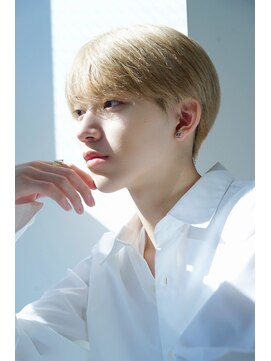 ゴールドシブヤ(GOALD SHIBUYA) ツイストスパイラル波打ちスパイラルセンターパート刈り上げ束感