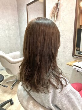 ユッカ エコル 塚口(YUCCA ekolu) 【ekoluANNA】ミントアッシュ/ゆるふわウェーブ/マロンベージュ