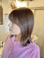 メロウ(mellow)&nbsp;自然な外ハネ☆プツっとミディアム