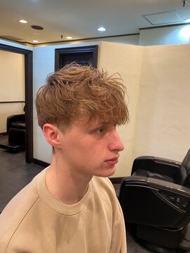 スカイマスターバーバー 渋谷(SKY MASTER BARBER) 海外ショート[渋谷/メンズ/理容室/フェード/パーマ/バーバー]