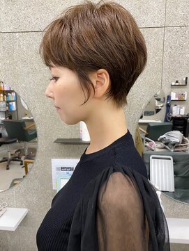 エヴァン(HEVIN) マッシュショート☆オリーブベージュ