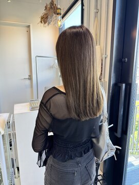 ロカ 表参道(loka) ミルクティーカラー/ブリーチ[表参道/ブリーチ/ハイライト]Mai