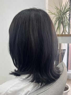 エメヘアデザイン ルイス(Aimer Hair Design Lewis) くびれミディアムヘア/弘前市