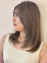 レヴィア(REVIA)&nbsp;レイヤーカット髪質改善トリートメントミルクティーベージュ