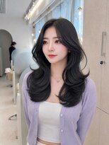 ネモネ バイ ミリー 梅田茶屋町(nemone by milly)&nbsp;【梅田茶屋町】レイヤーカット×くびれヘア