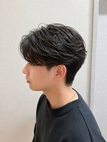 コア(CO:A)&nbsp;フェザーパーマ　センターパート韓国ニュアンスパーマメンズ長崎