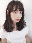 ダークトーンに大きめクセ感*透け感バング