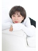 耳かけショートボブ