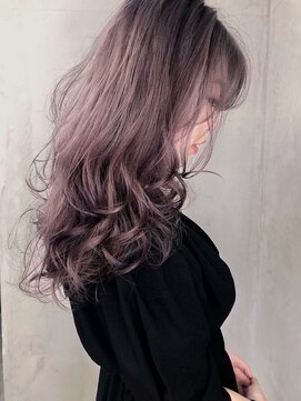 ノク(nok) ピンクグレージュ_耳かけウェーブパーマフォギーベージュ