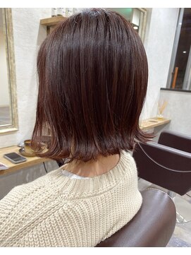 リズム(lysm) 切りっぱなしボブ × ラベンダーピンク