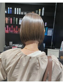 ユノ(juno) 【シオガマ】ミニボブとくすみベージュ*