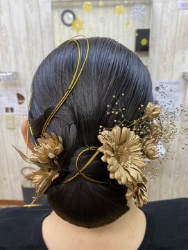 ブレイブシザー(BRAVE SCISSOR) 成人式ツヤツヤシンプルシニヨン