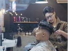 ザ バーバー ルイス(THE BARBER LUI'S)