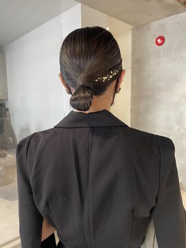 アオイ(aoi.) 結婚式タイトシニヨン